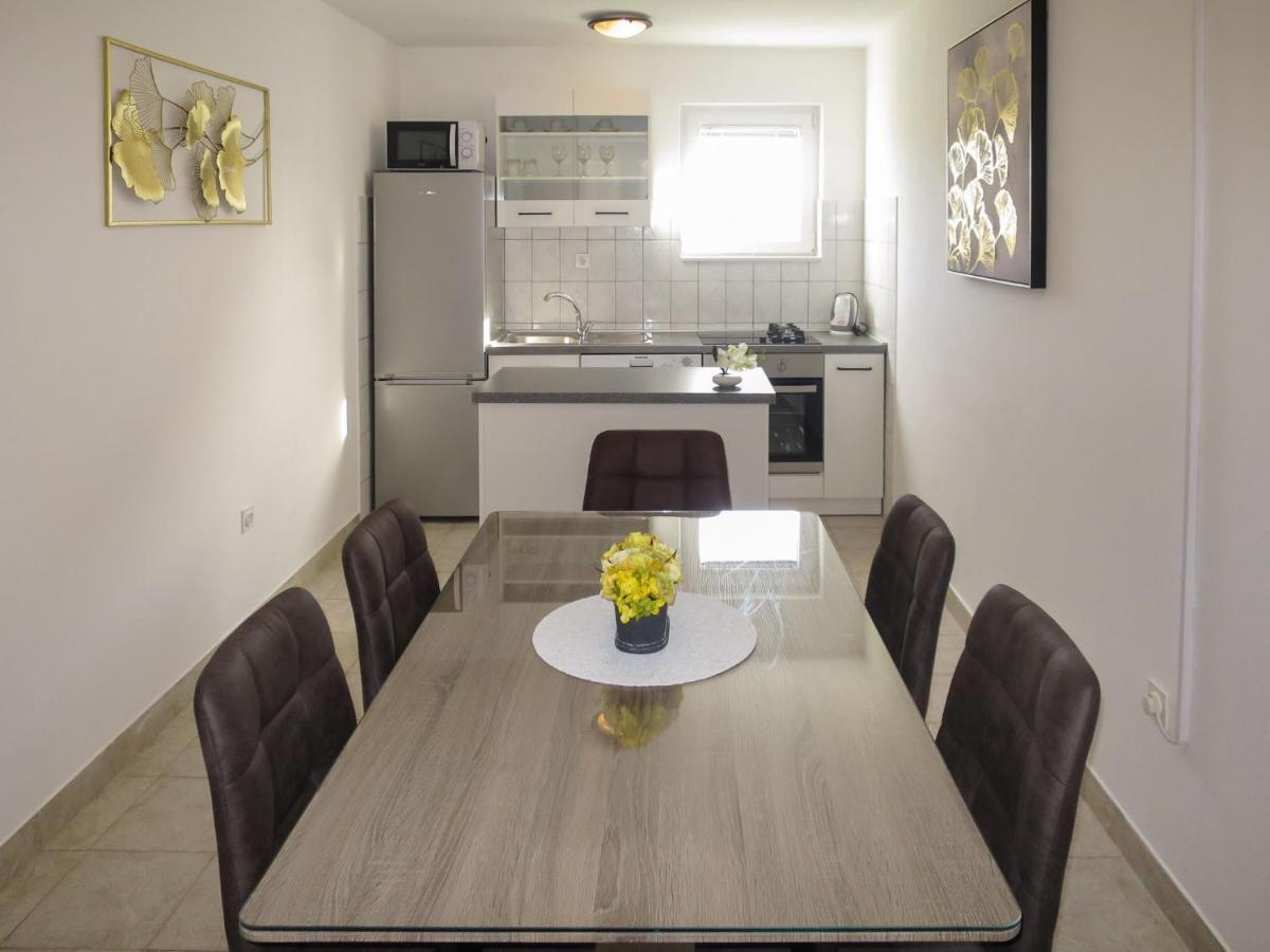 Holiday Home Tone By Interhome Privlaka  Exterior photo